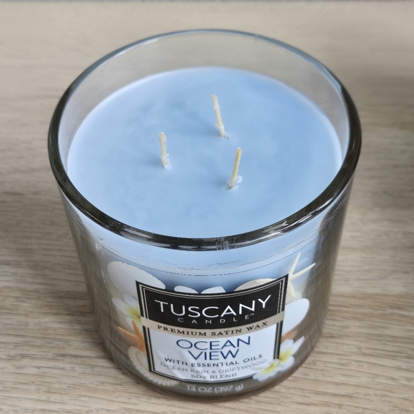 TUSCANY CANDLES • Ocean View • Long-Lasting Scented Jar Candle (14 oz) - Picture 7 of 11